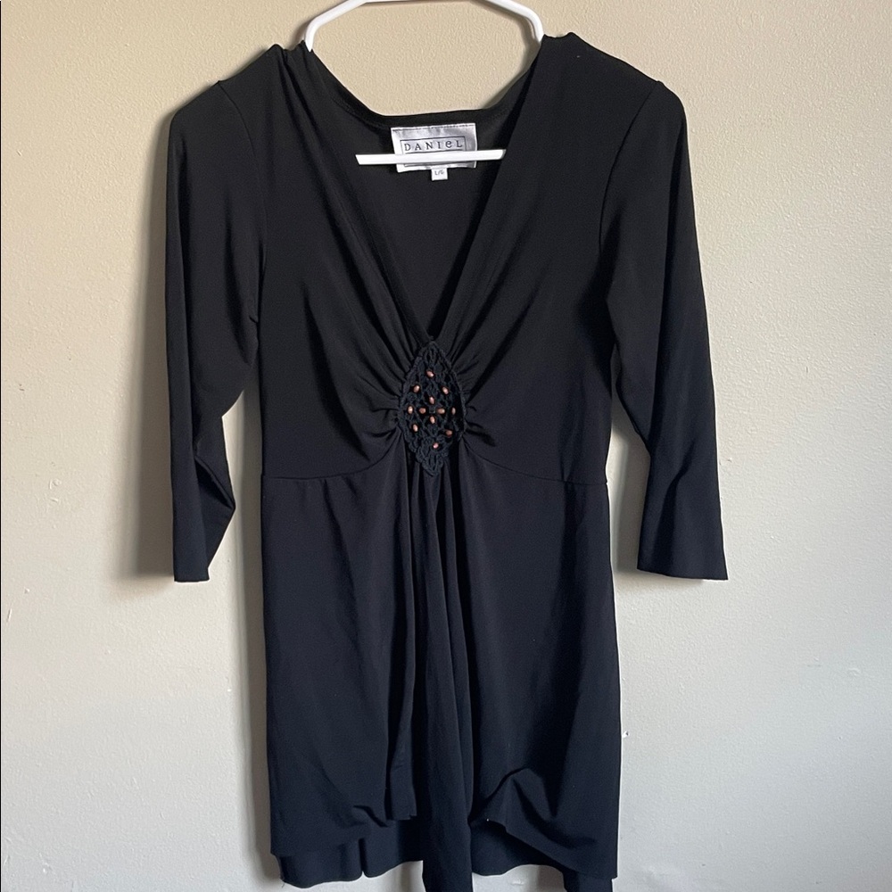 Chic Black Long Sleeve Top by (Bin C)​